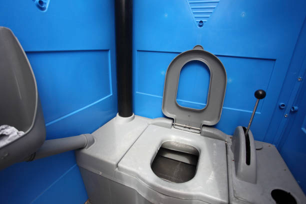 Best Porta potty delivery and setup  in Mount Vernon, IA